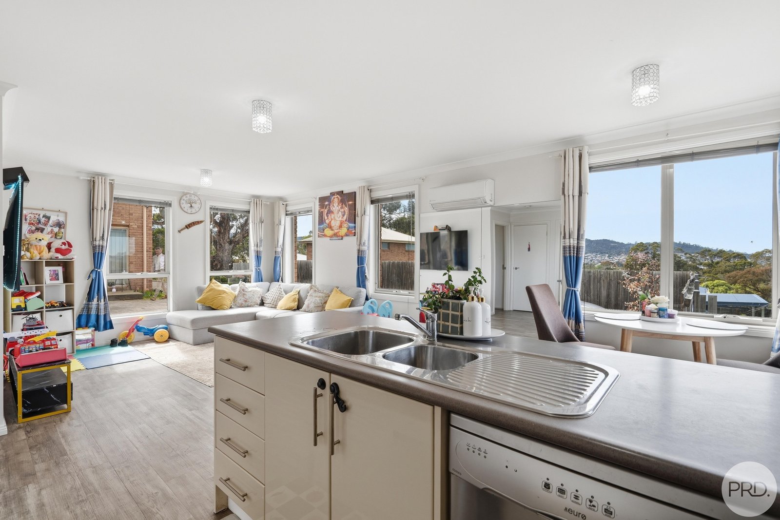 2/5 Emmaline Court ROKEBY 7
