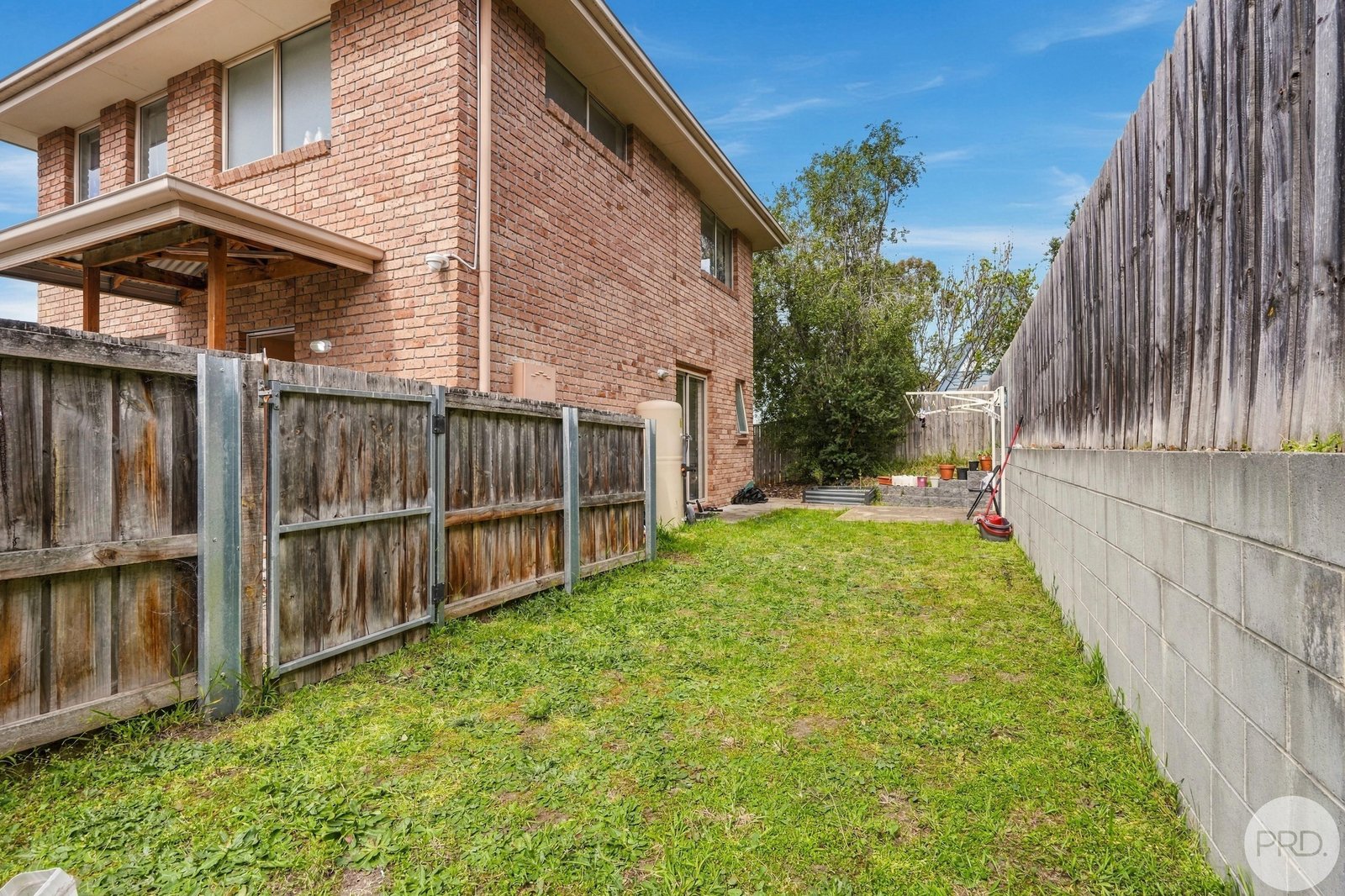 2/5 Emmaline Court ROKEBY 16