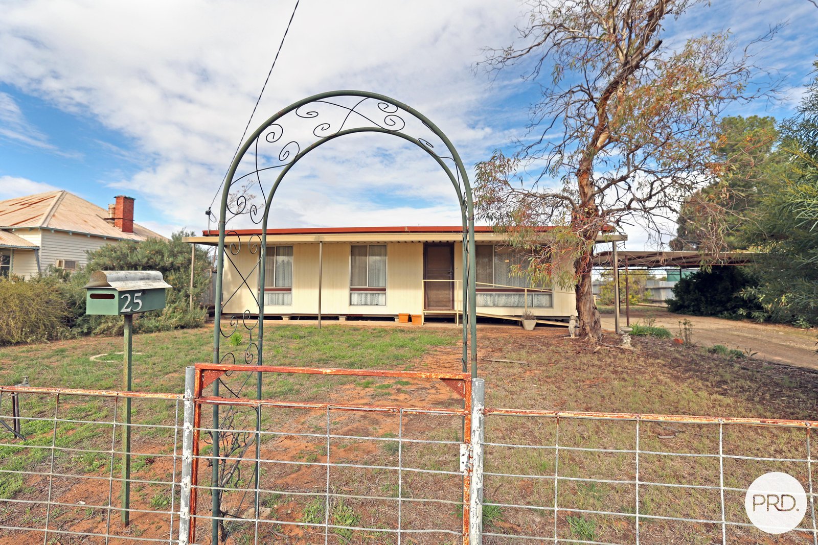 25 Emmett Street OUYEN 1