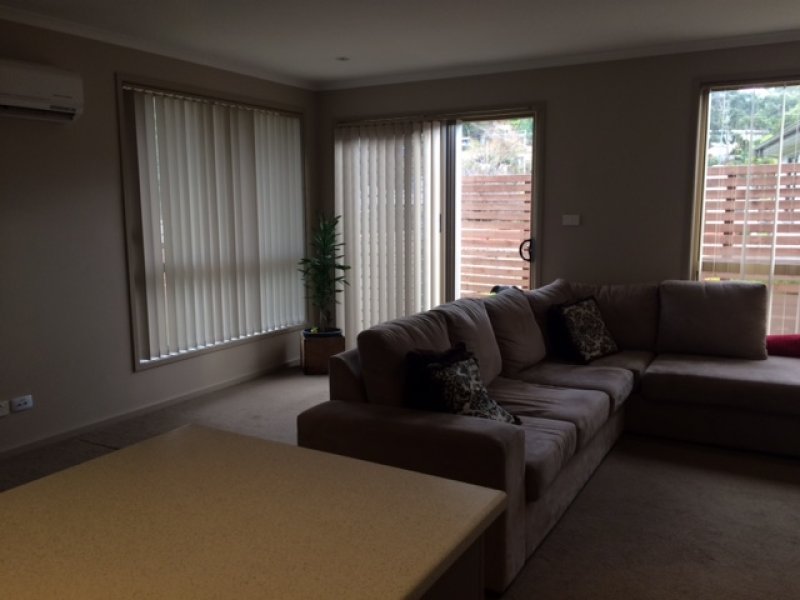 2/5 Erebus Street WARRANE 3