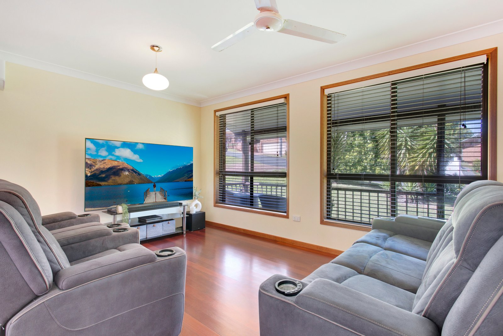 25 Ernest Street LAKE CATHIE 10