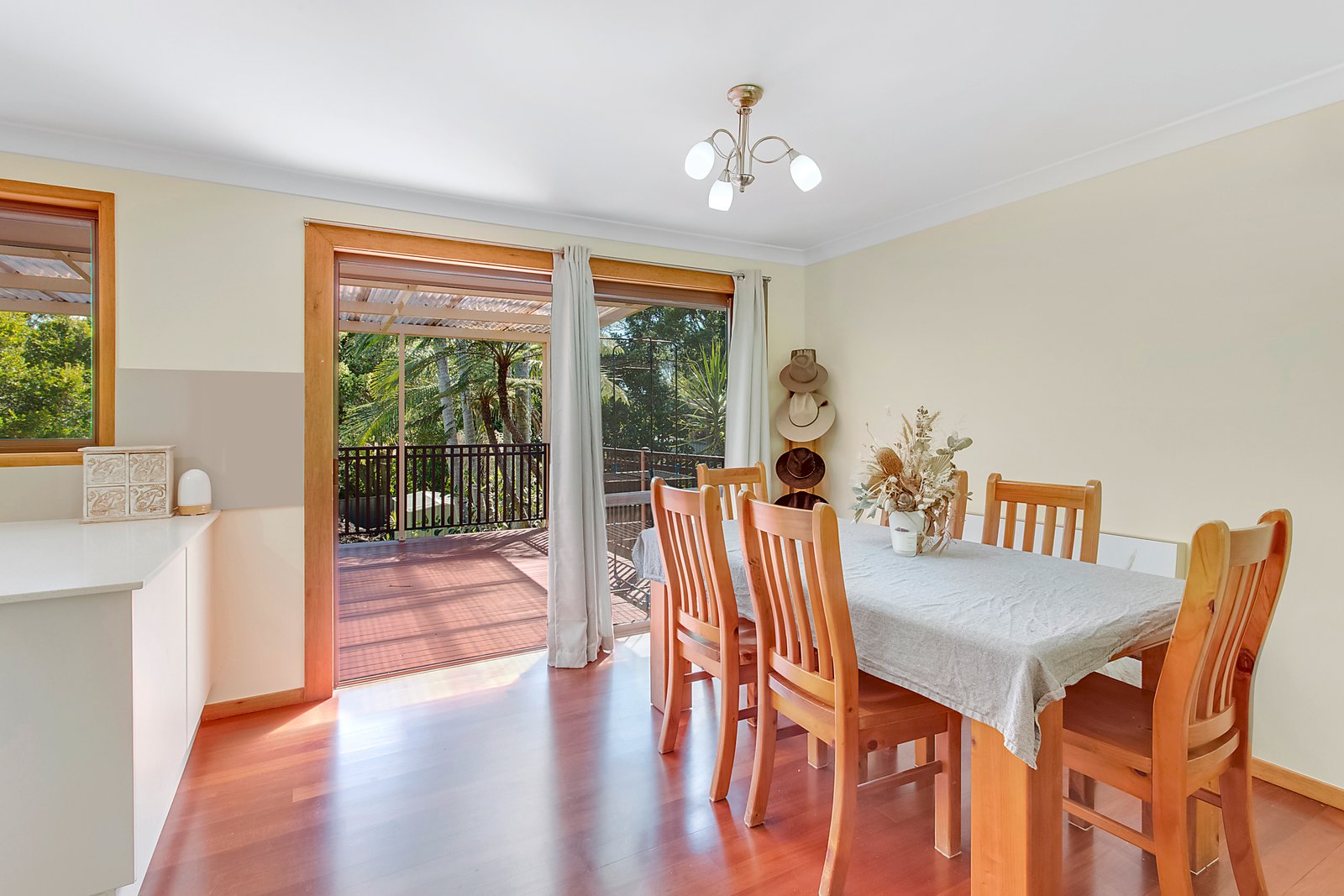 25 Ernest Street LAKE CATHIE 11