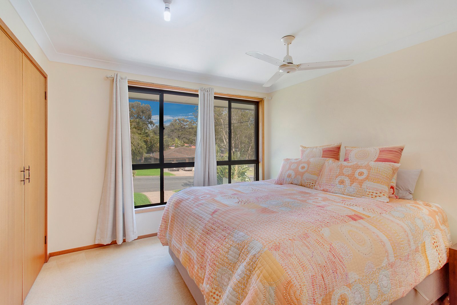 25 Ernest Street LAKE CATHIE 12