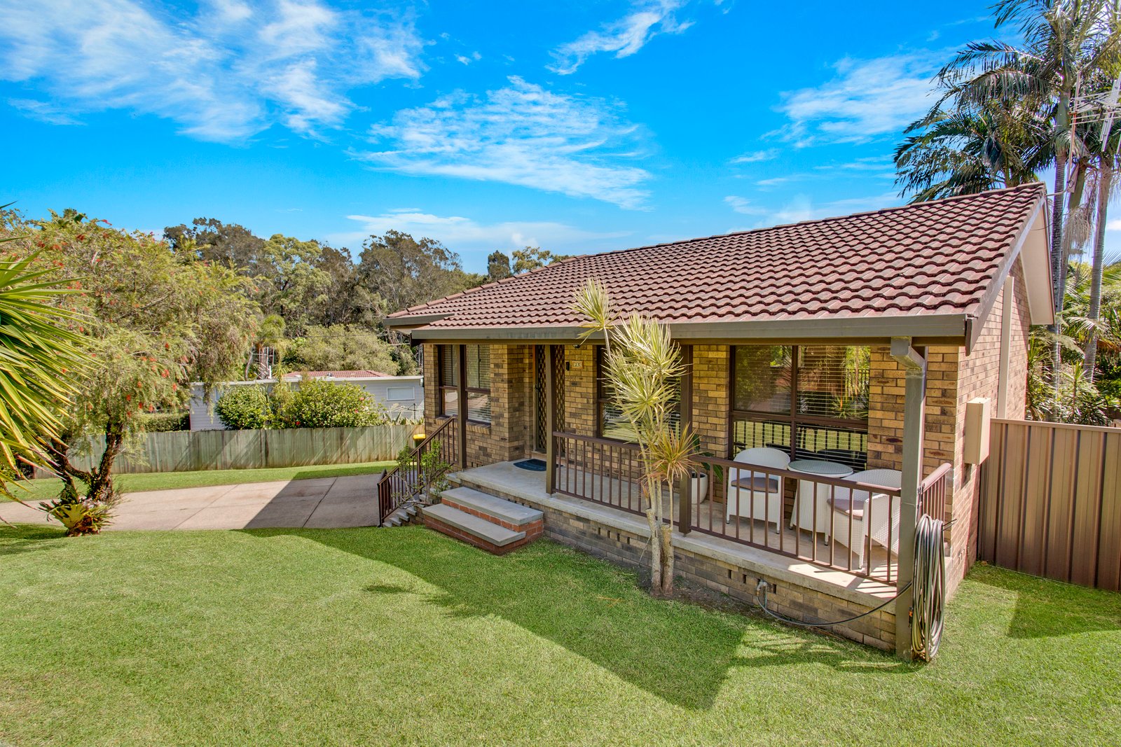 25 Ernest Street LAKE CATHIE 17