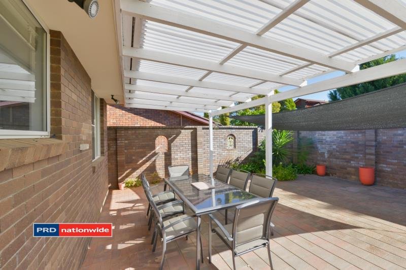 25 Ernest Street TAMWORTH 8
