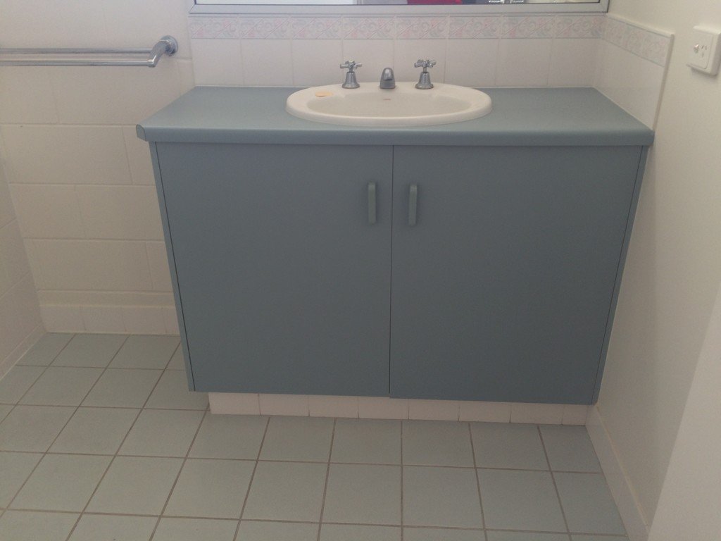 2/5 Eshelby Drive CANNONVALE 17