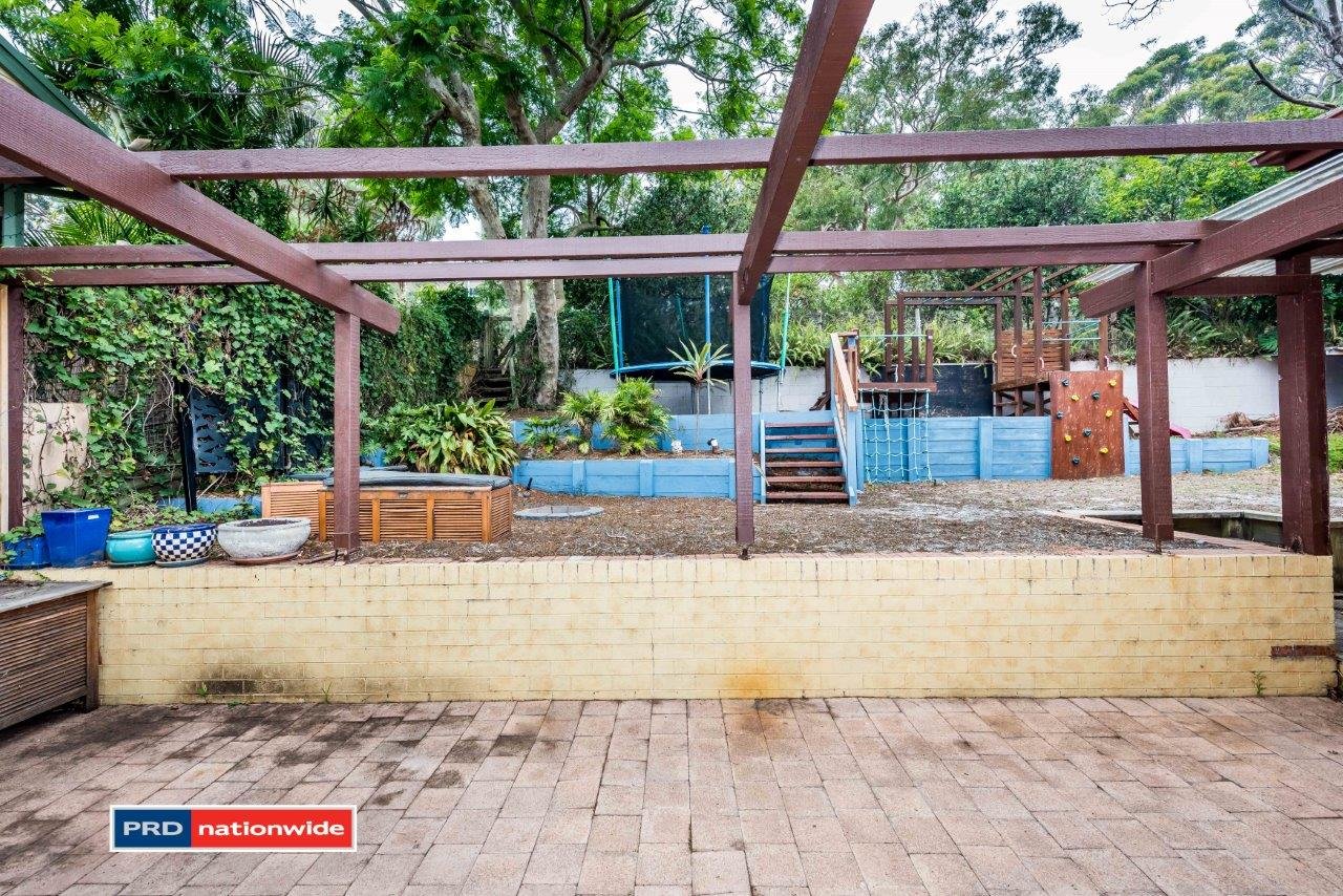 25 Essendene Road SHOAL BAY 16