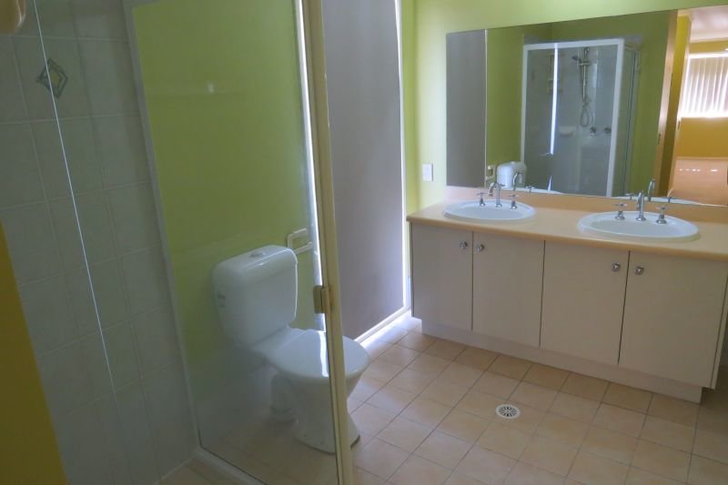 25 Essington Way ANNA BAY 16