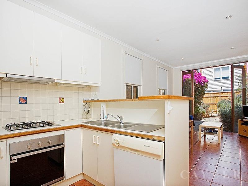 Gallery: 25 Finlay Street