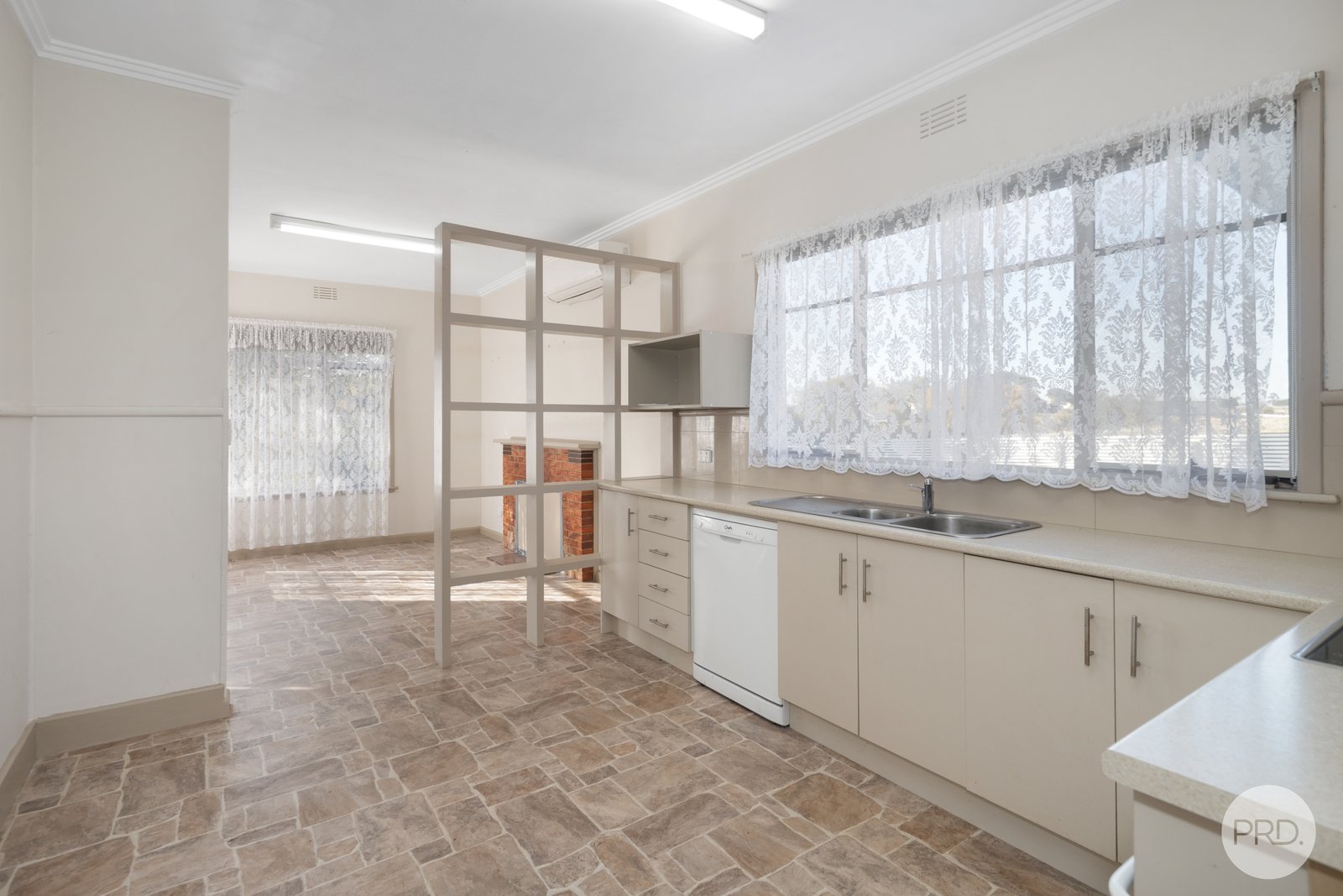 25 Forest Hill Road NEWLYN 5