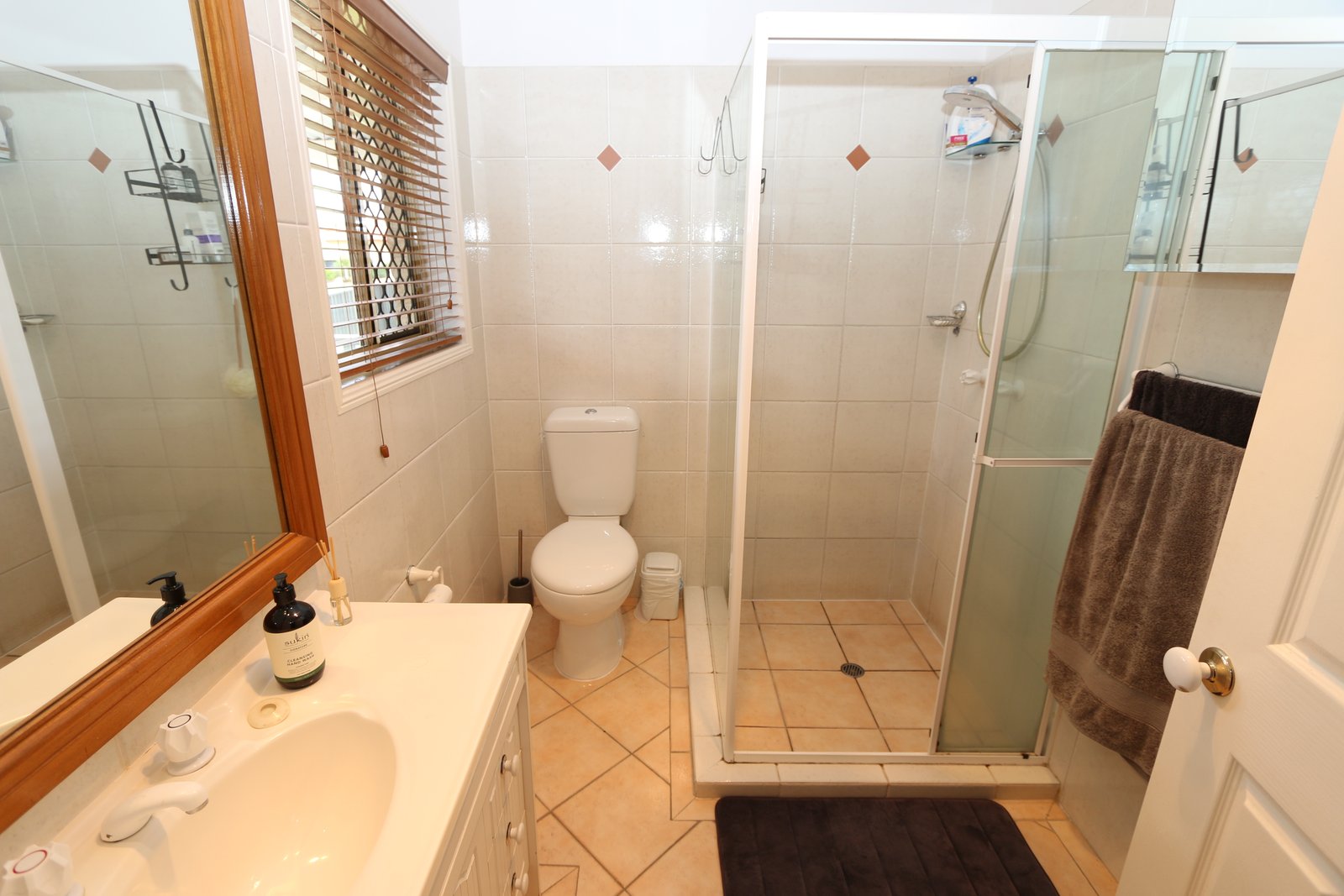 25 Forest Hills Court PARKWOOD 12