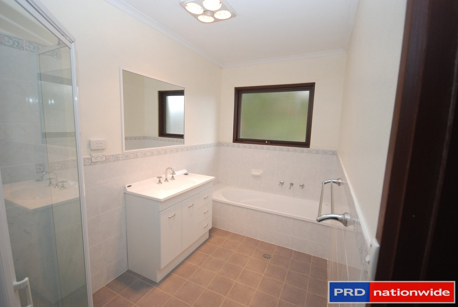 25 Forster St  BUNGENDORE 9