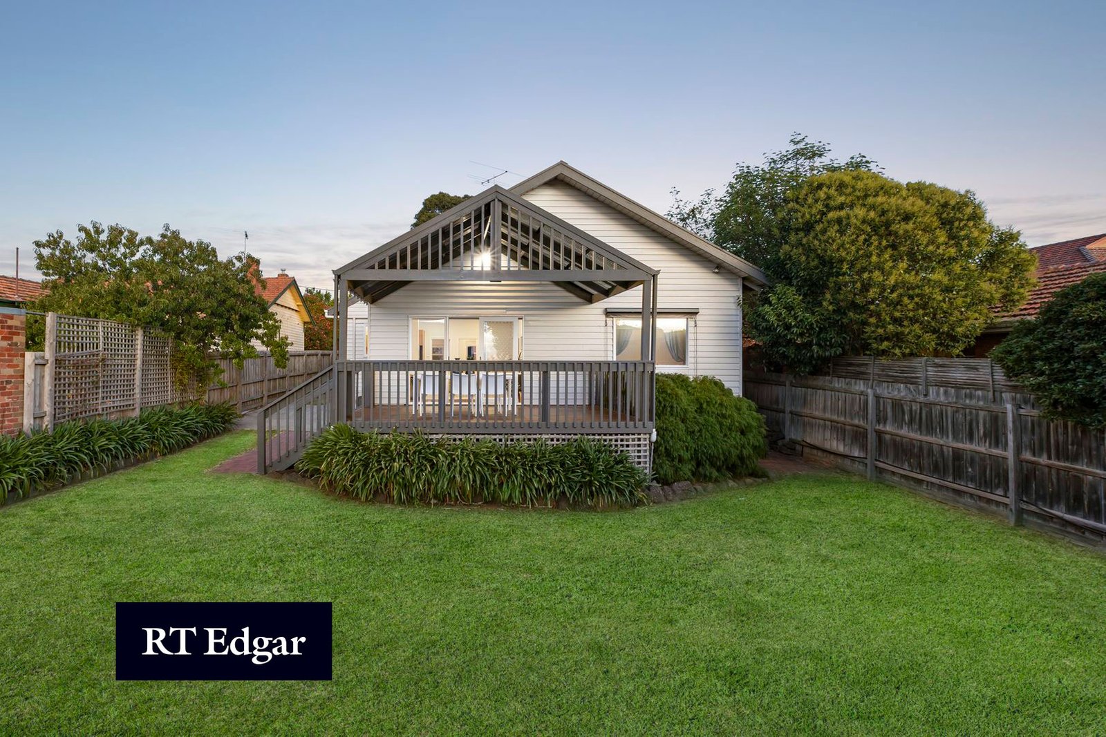 Real Estate and Property in 25 Frederick Street, Caulfield South, VIC