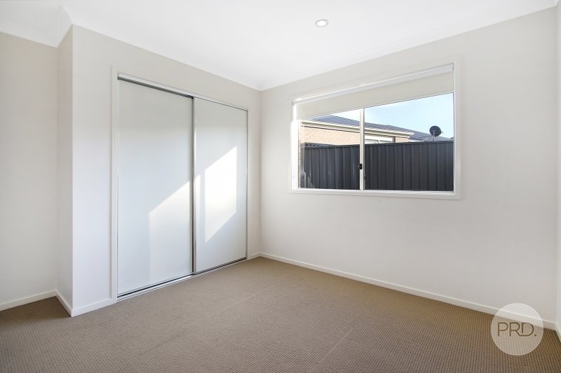 25 Gabrielle Court LAVINGTON 10