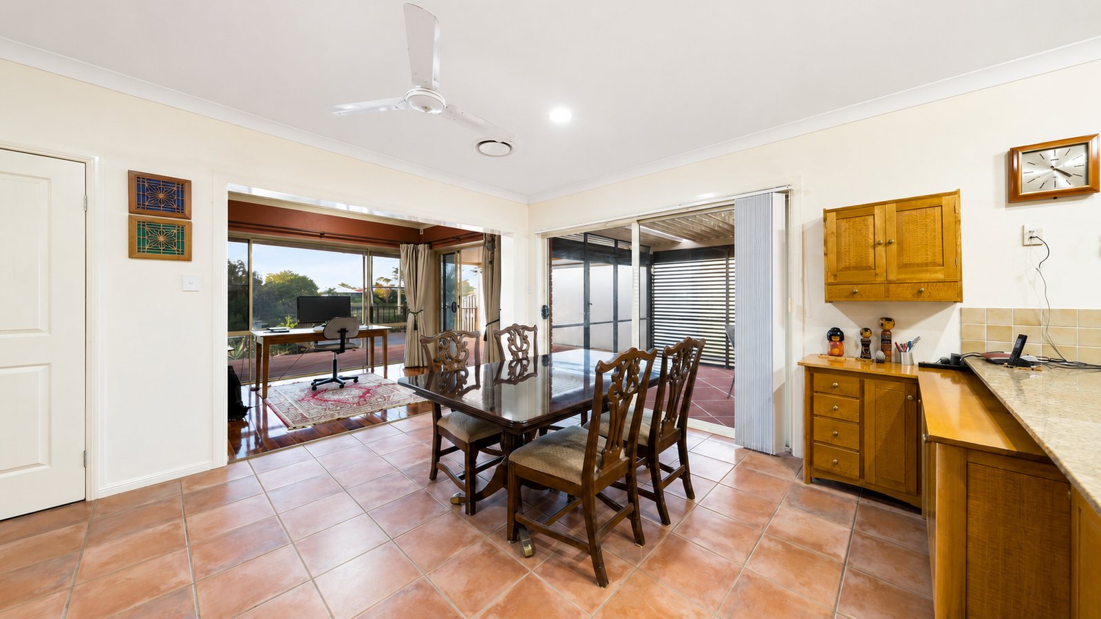 25 Gardendale Crescent BURLEIGH WATERS 3