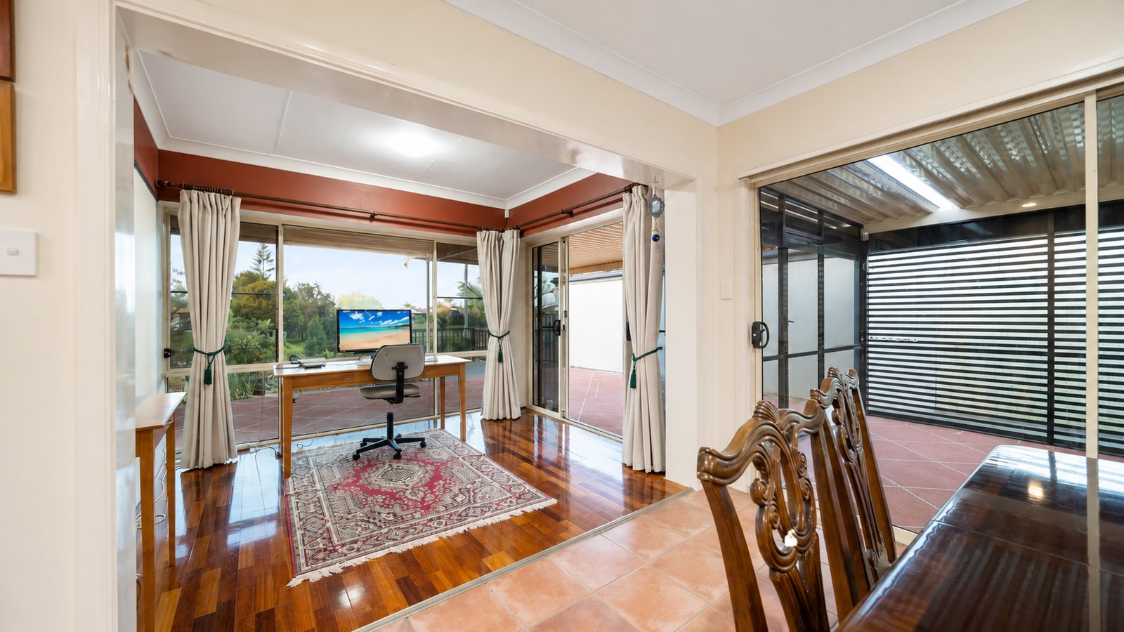 25 Gardendale Crescent BURLEIGH WATERS 4
