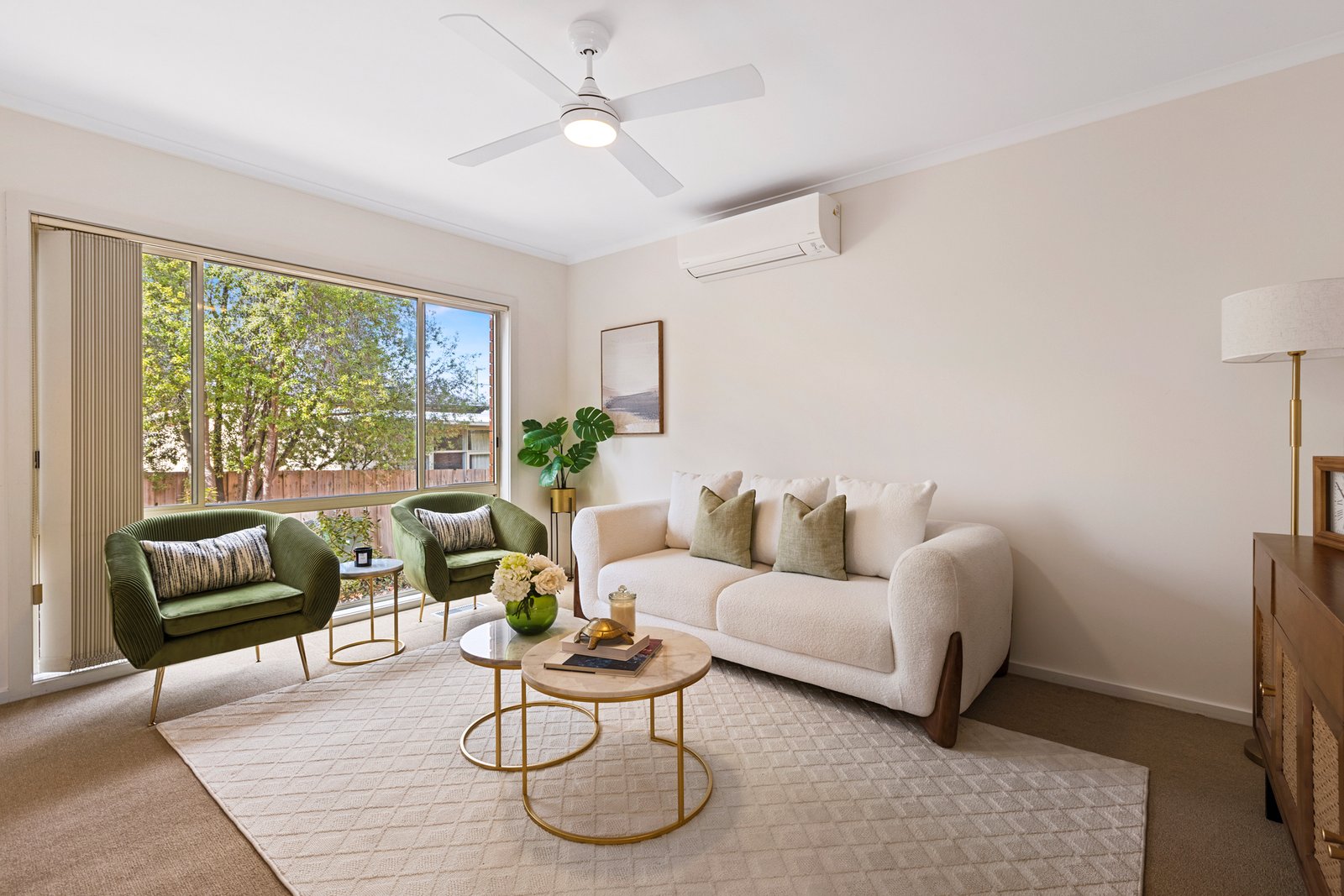 Gallery: 2/5 Garrisson Drive