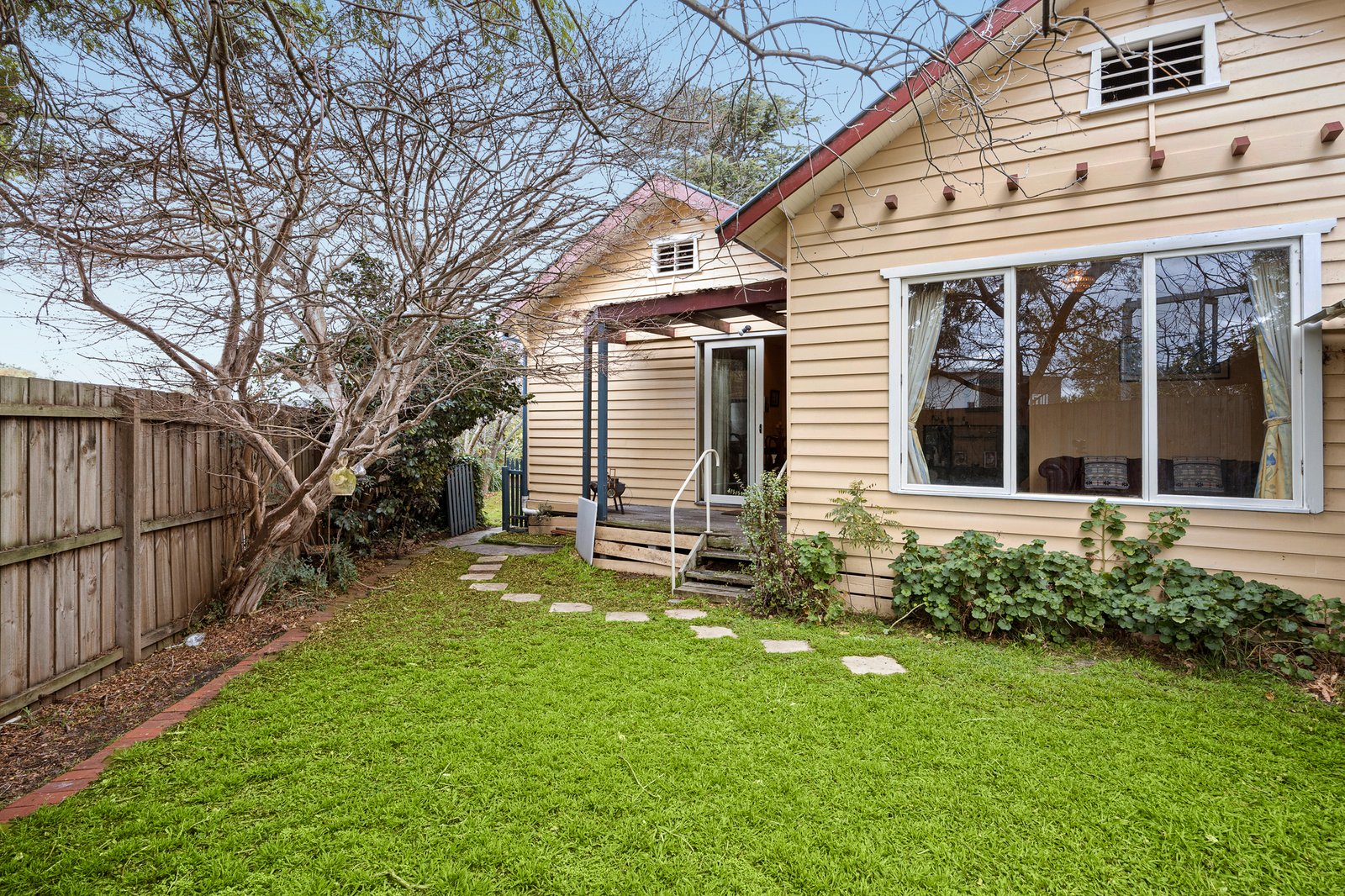 Gallery: 25 Gilford Grove