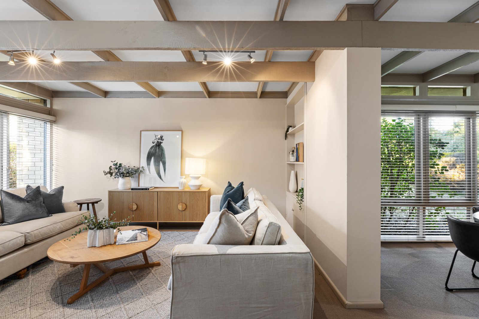 Gallery: 25 Gillies Street South