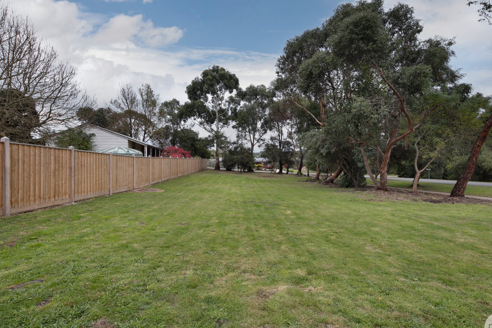 25 Gladstone Street GORDON 9