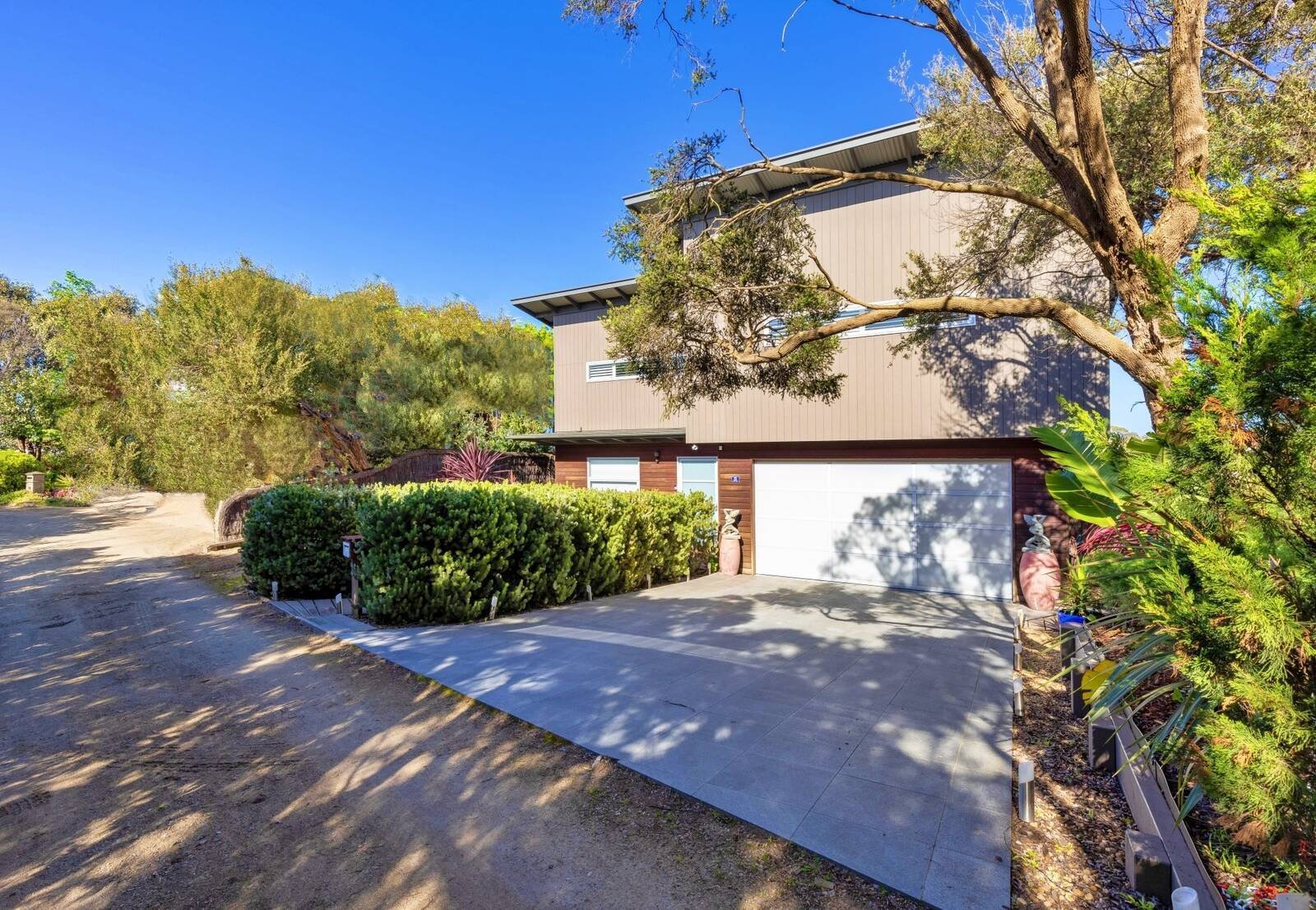 Real Estate and Property in 25 Golf Parade, Rye, VIC