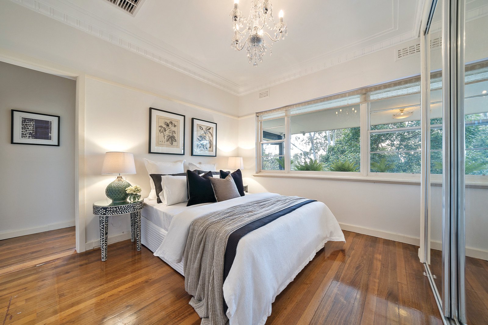 25 Graham Street, Surrey Hills, VIC
