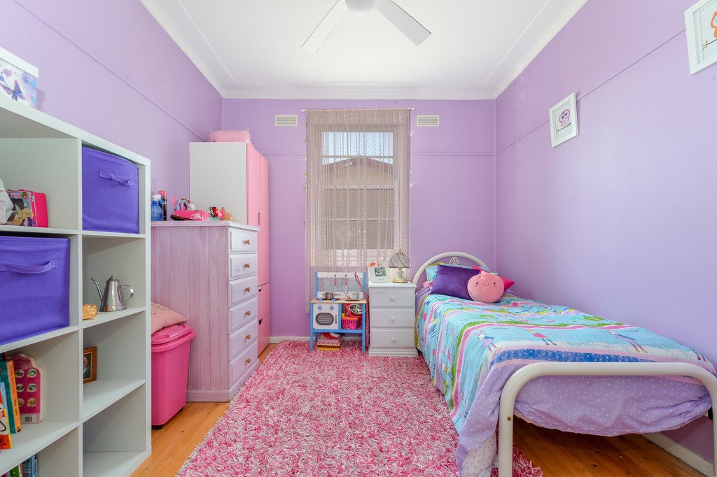 25 Graham Street UNANDERRA 6