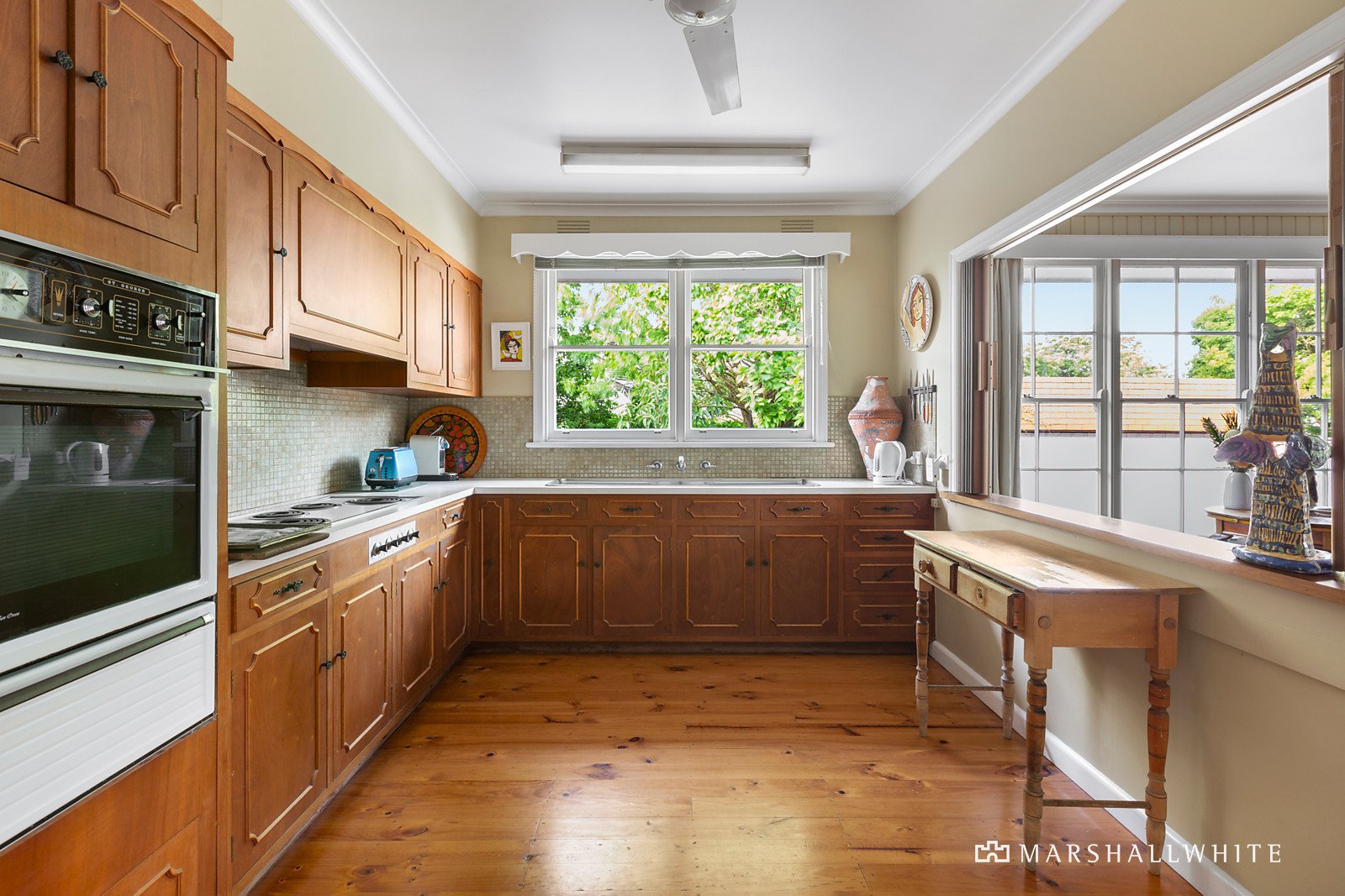 25 Grange Street, Mont Albert, VIC