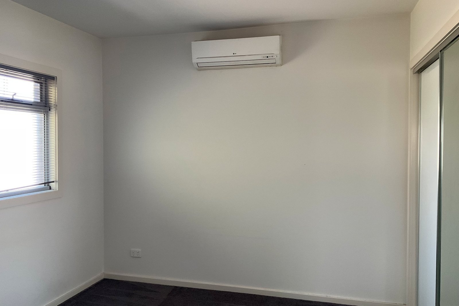 Gallery: 2/5 Grieves Street