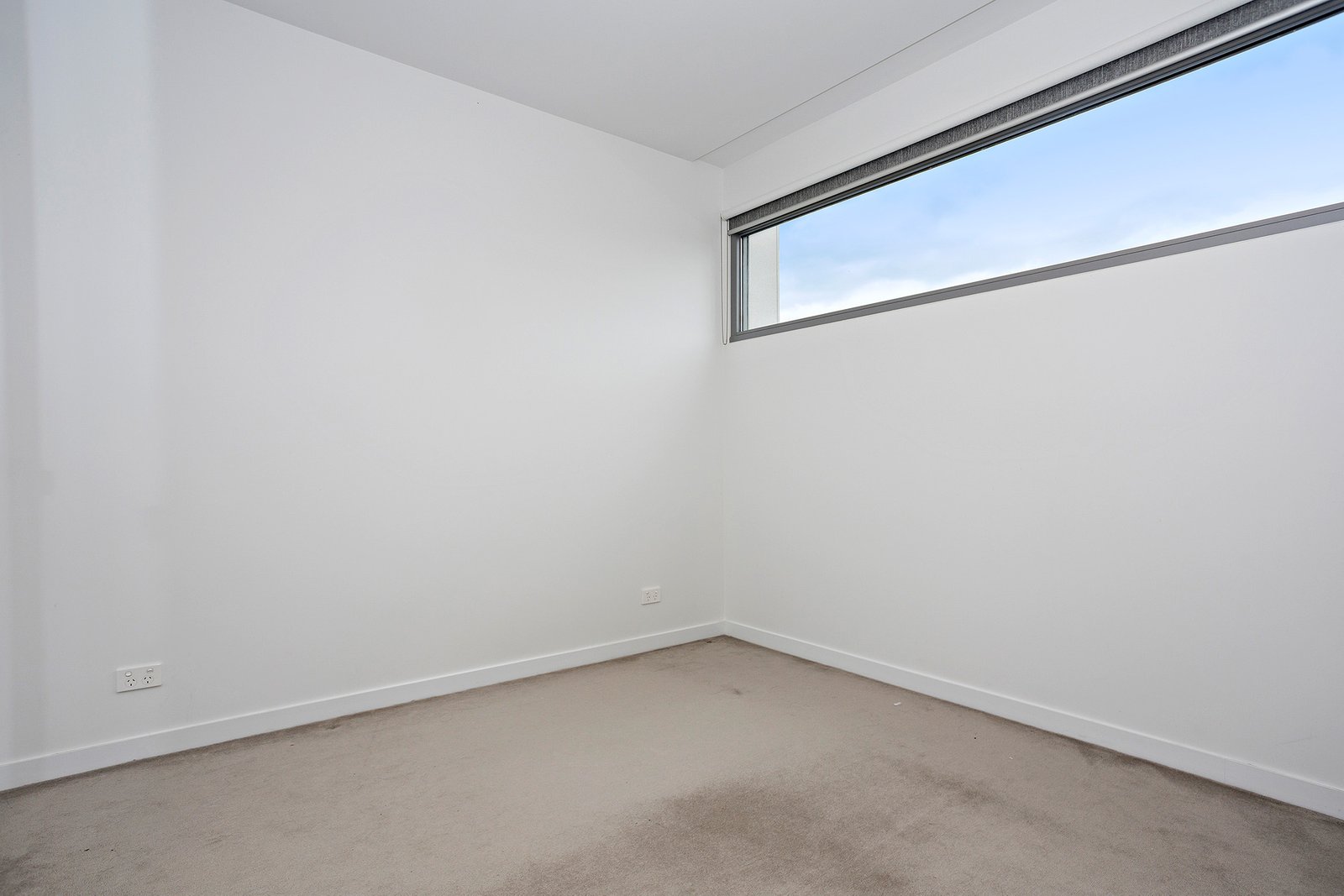 Real Estate and Property in 2/5 Grosvenor Street , Doncaster, VIC