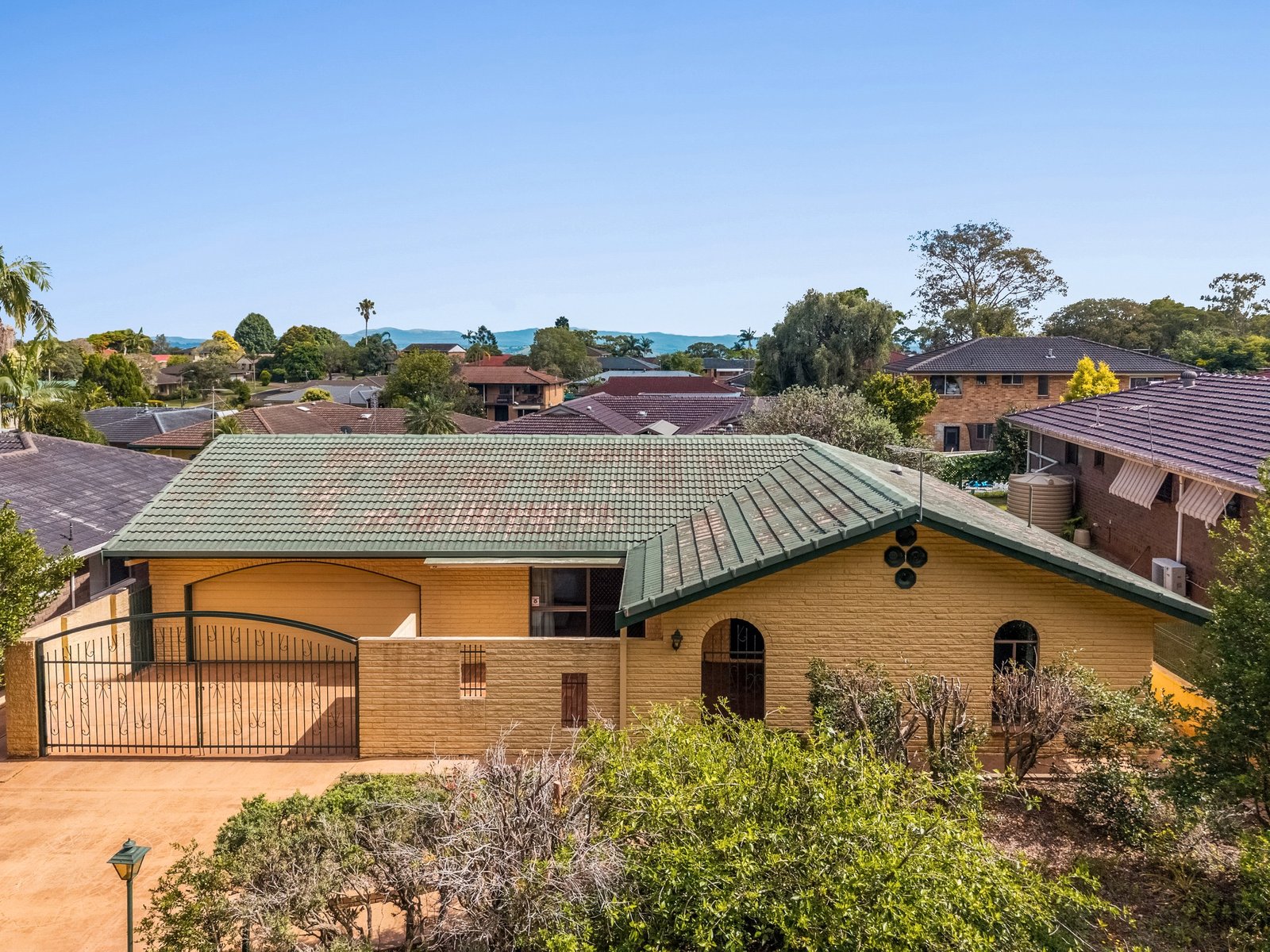 25 Gum Tree Drive GOONELLABAH 1