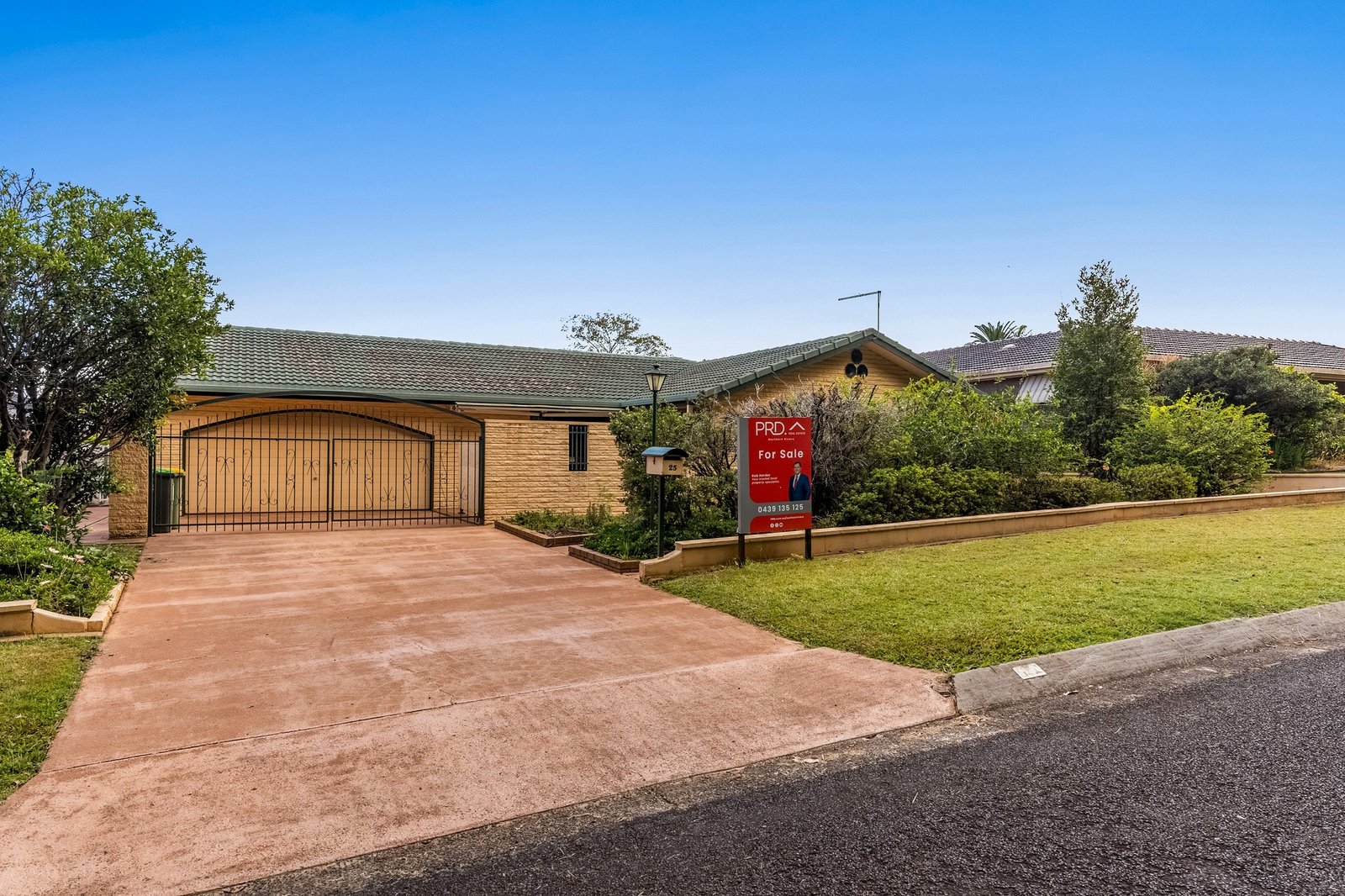 25 Gum Tree Drive GOONELLABAH 22