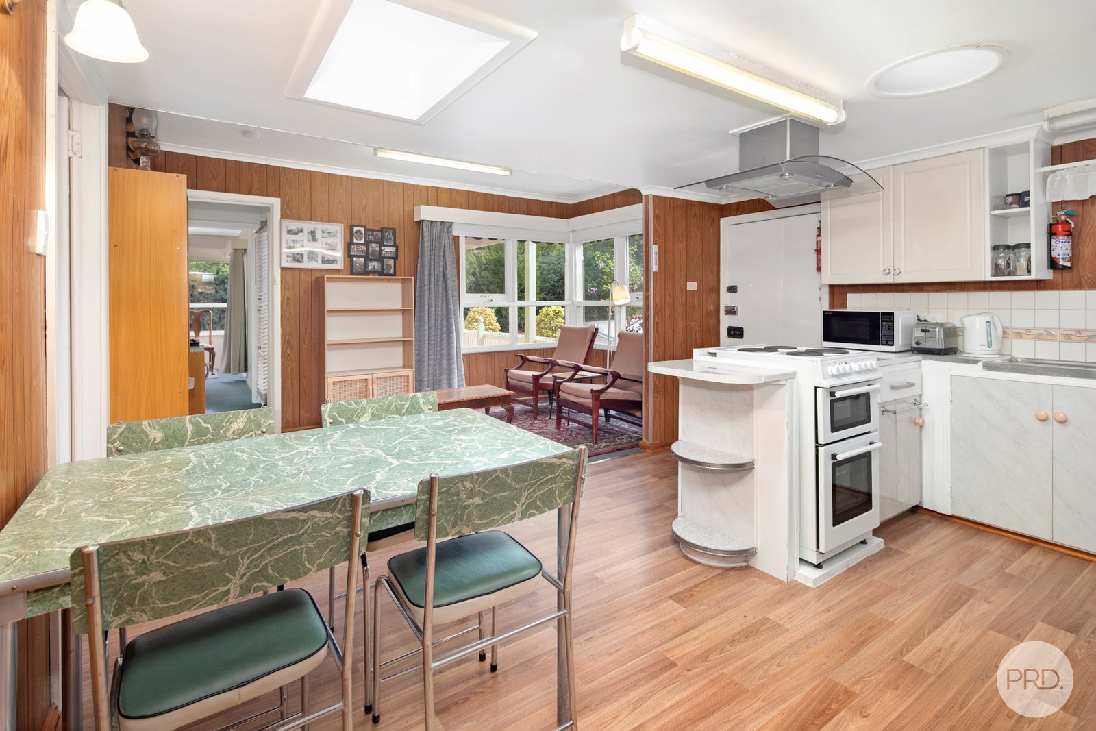 25 Guys Road STAFFORDSHIRE REEF 6