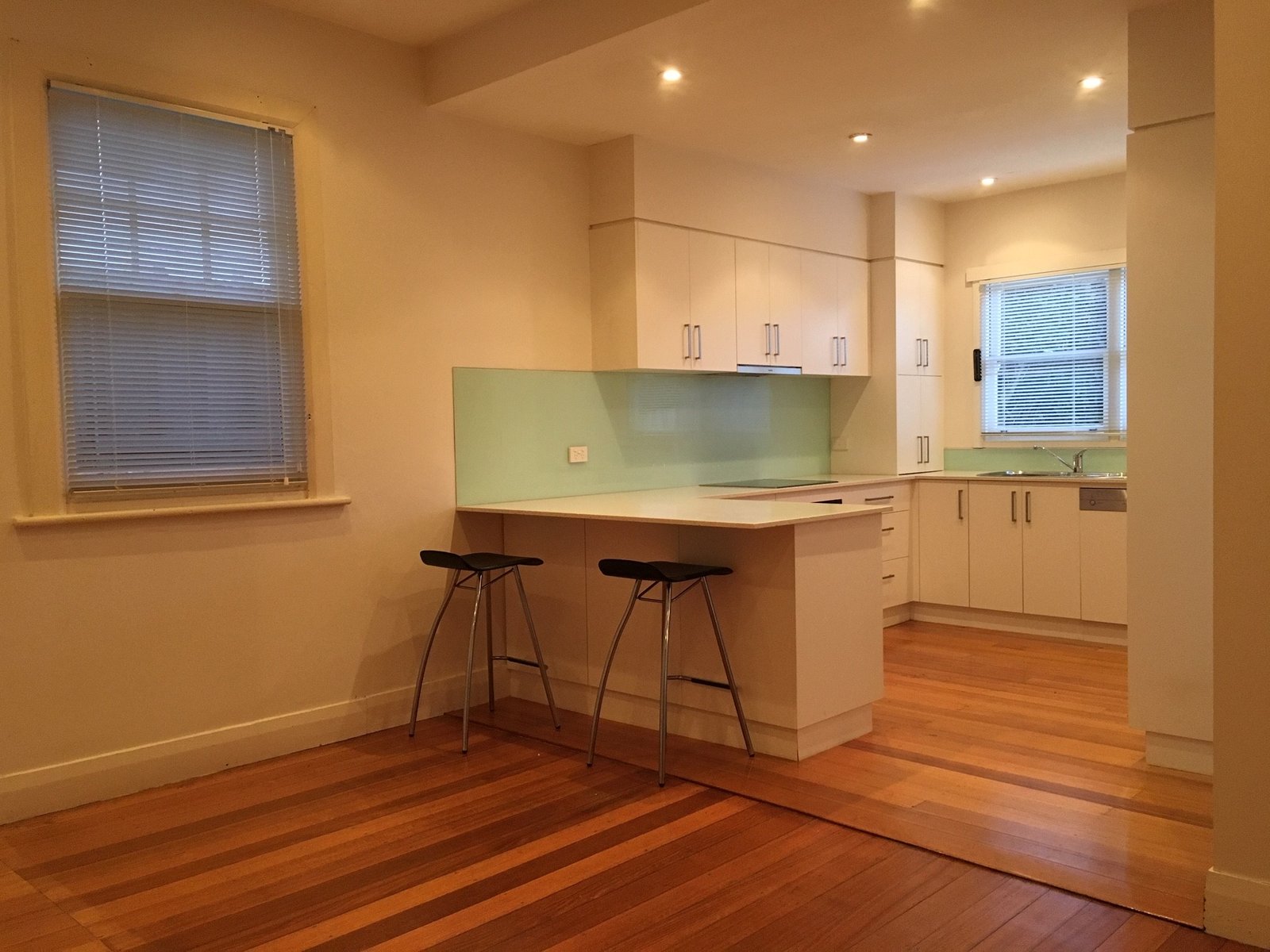 25 Haig Street LENAH VALLEY 2