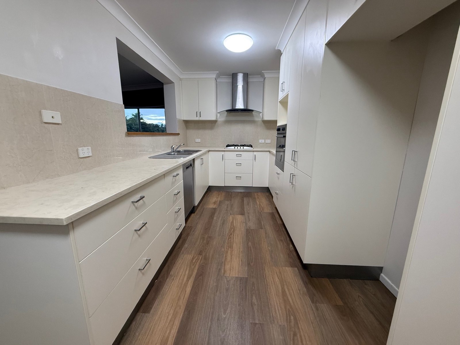 25 Halls Rd  COFFS HARBOUR 2
