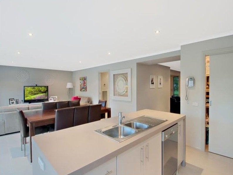 Gallery: 25 Hannalore Way
