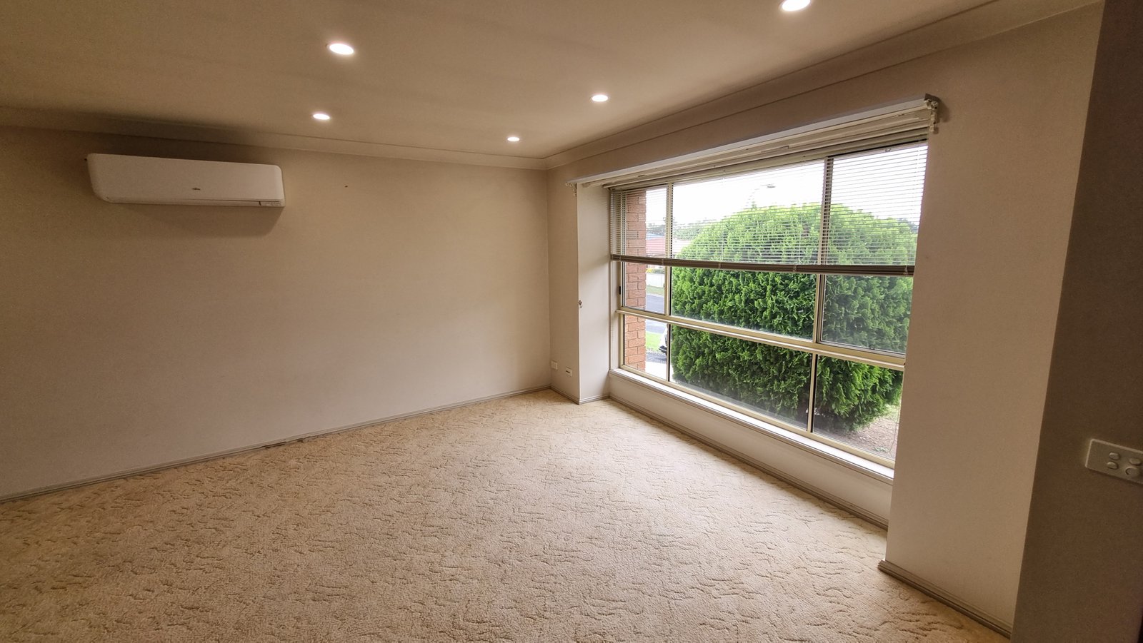 25 Harris Street TUMUT 2