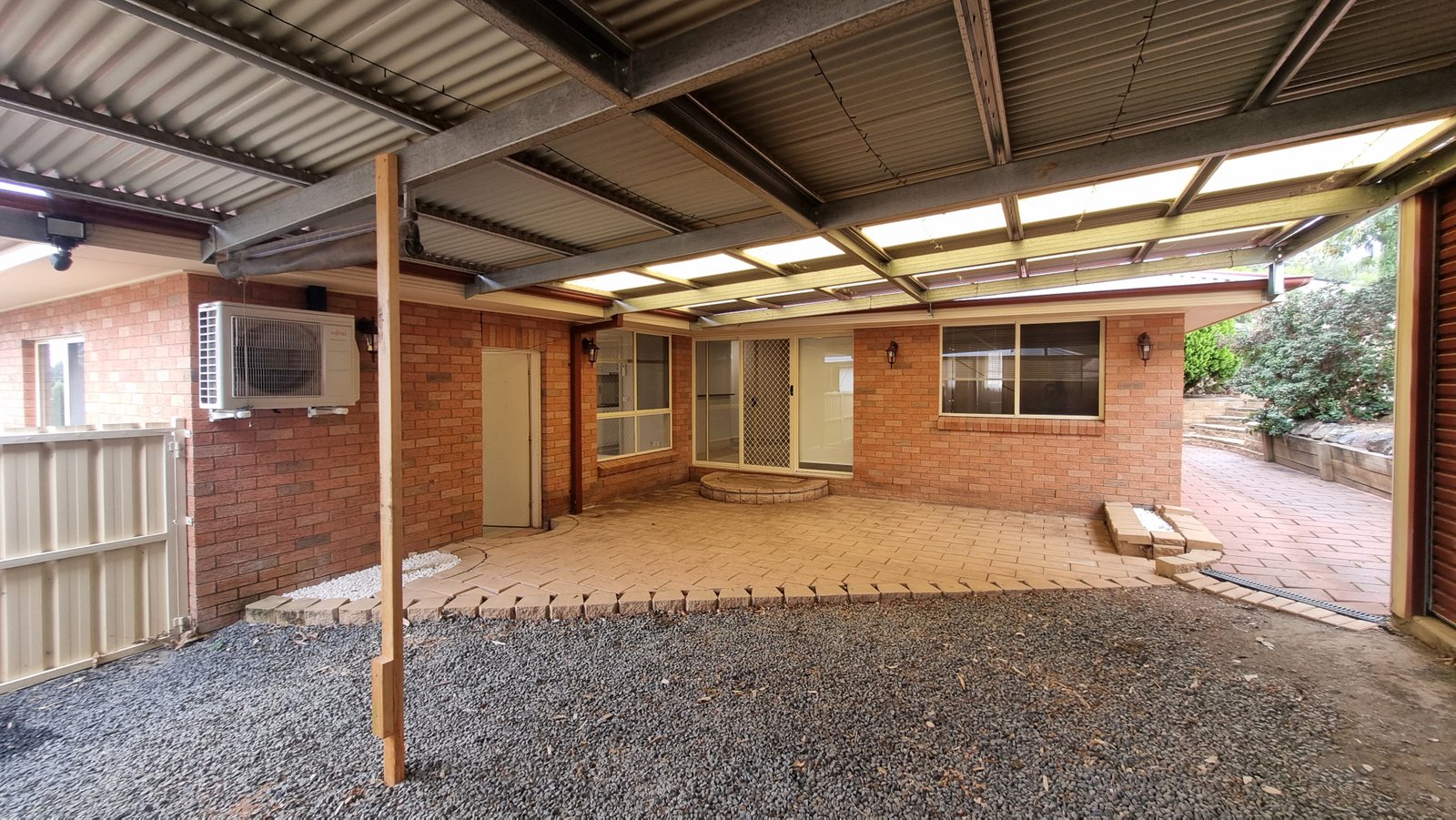 25 Harris Street TUMUT 8