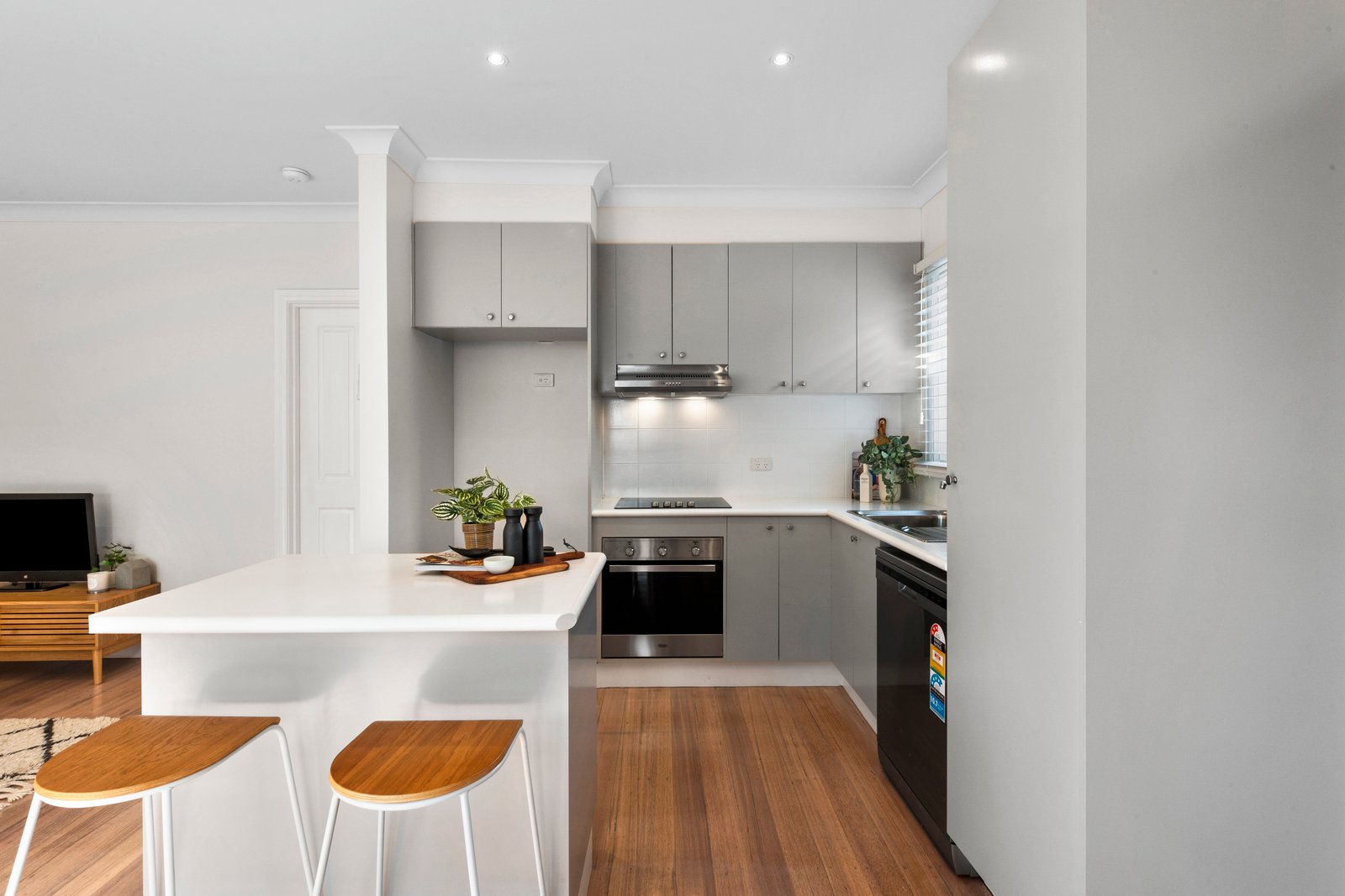 Gallery: 2/5 Harrow Close