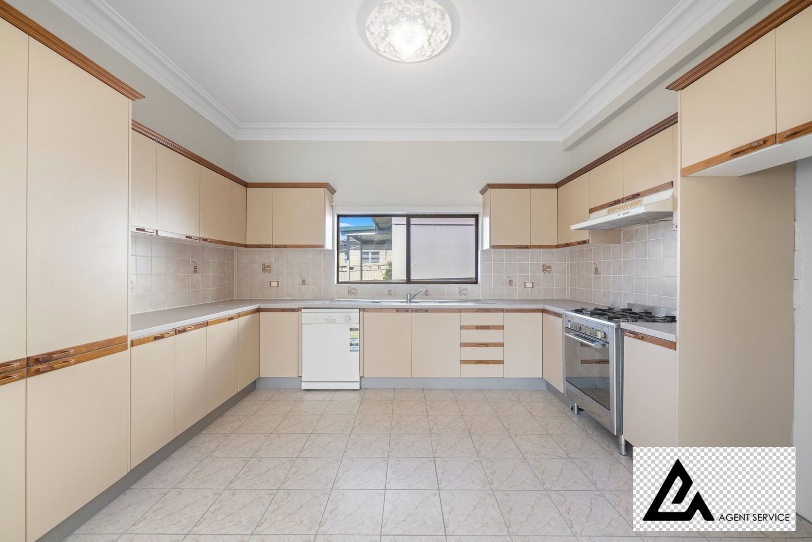 25 Hawkesbury Road WESTMEAD 3