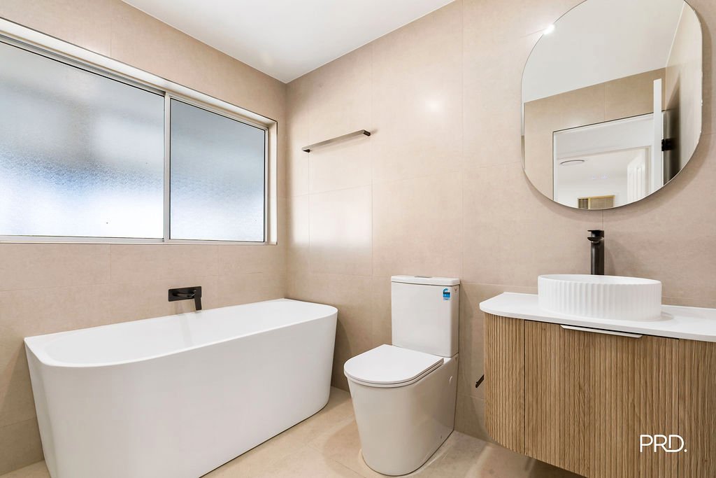 25 Henry Lawson Avenue WERRINGTON COUNTY 16