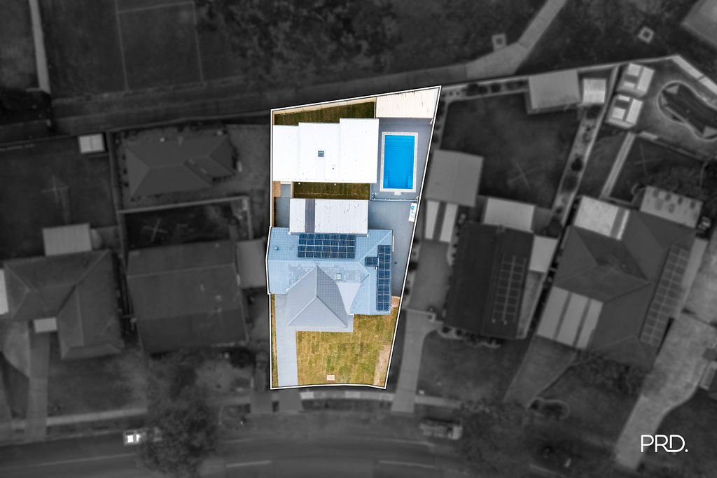 25 Henry Lawson Avenue WERRINGTON COUNTY 35