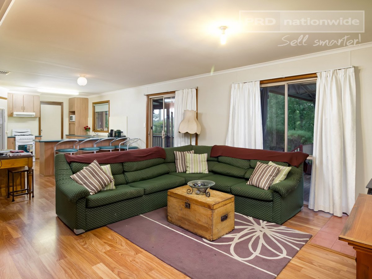 25 Henry Street NORTH WAGGA WAGGA 2