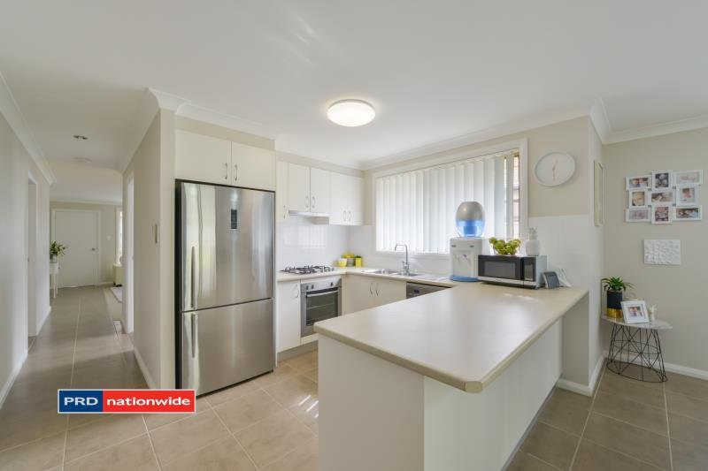 25 Higgins Lane TAMWORTH 4