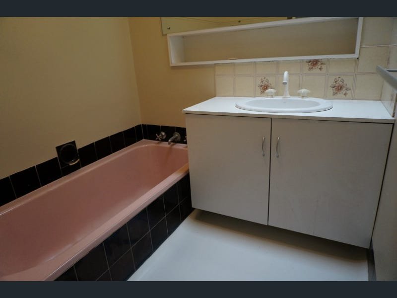 25 Hindmarsh Avenue YOKINE 8