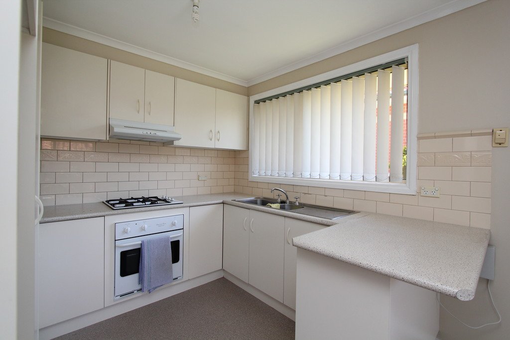 2/5 Hocking Avenue MOUNT CLEAR 4