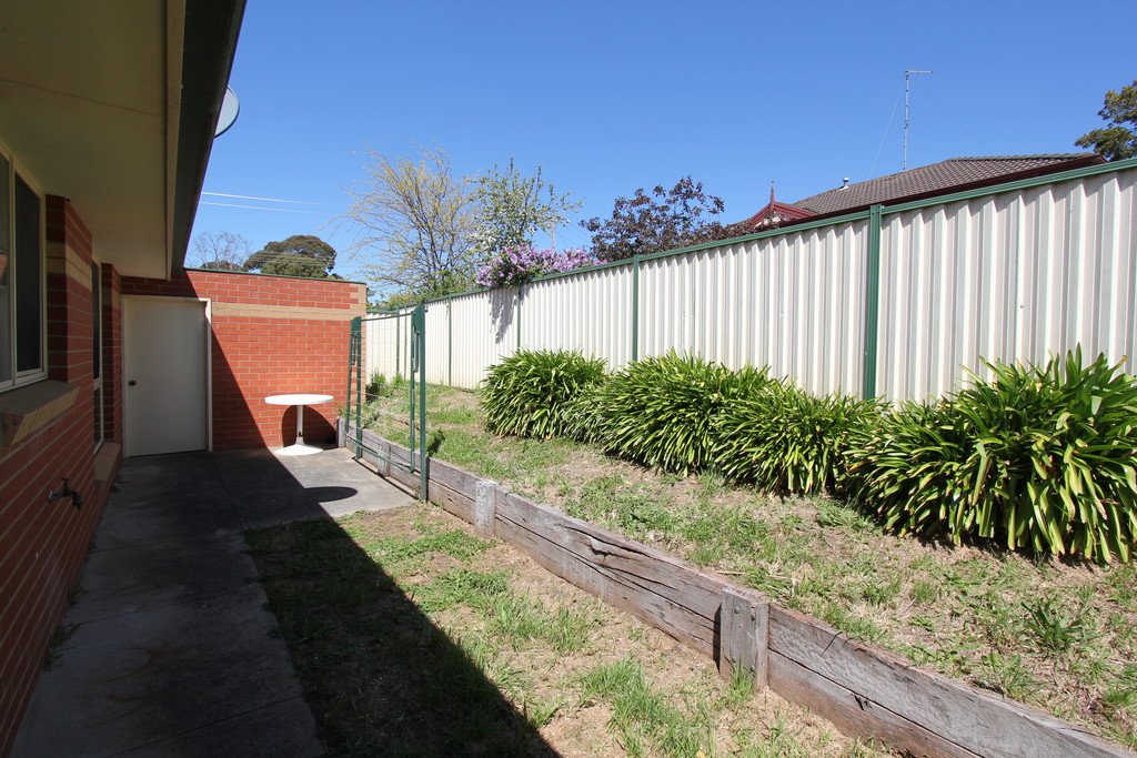 2/5 Hocking Avenue MOUNT CLEAR 10