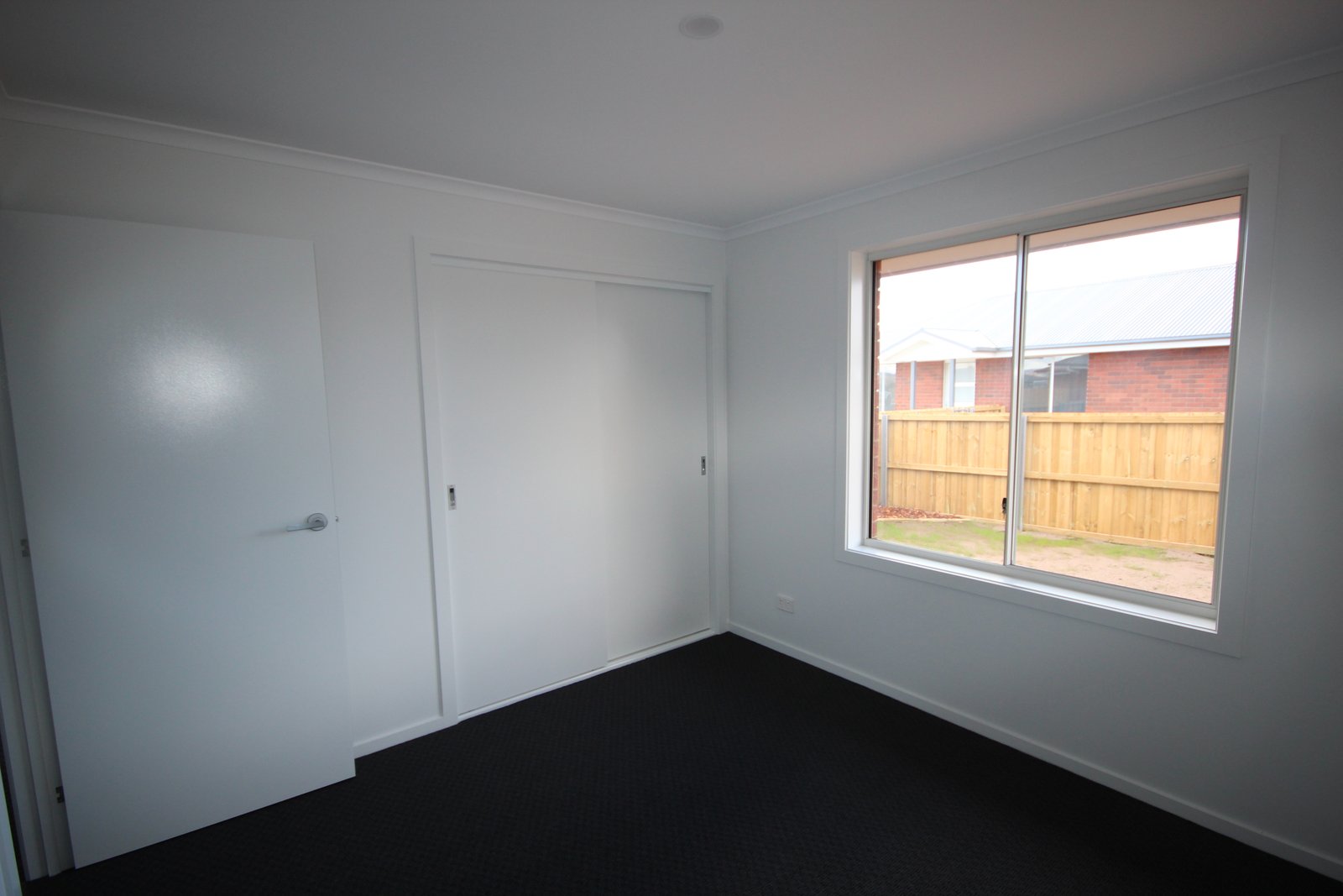 2/5 Hollingsworth Street BRIGHTON 9
