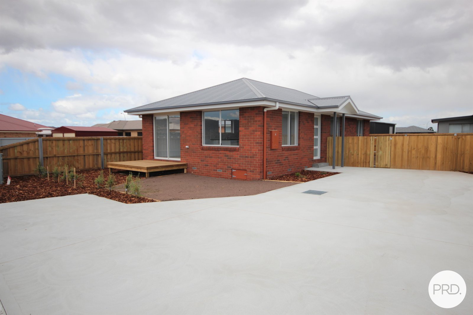 2/5 Hollingsworth Street BRIGHTON 7