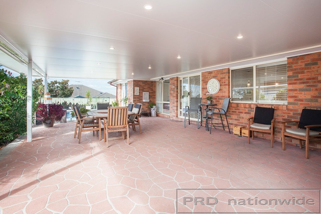 25 Honeyoak Drive ABERGLASSLYN 5